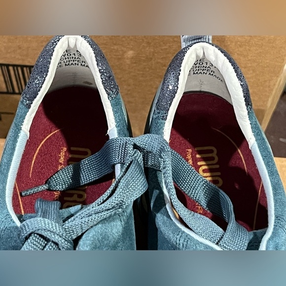 S55. Munro Womens Monique Blue Suede Leather Lace Up Sneakers Shoes 10.5N - Picture 9 of 9